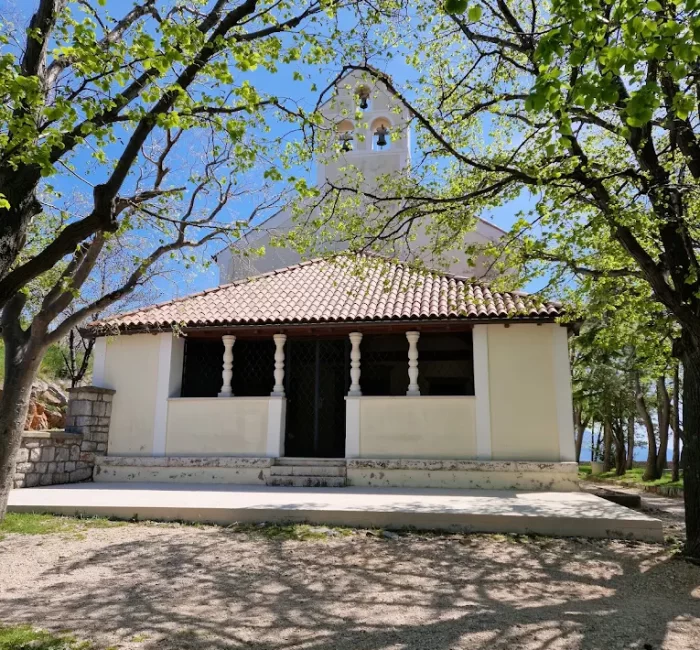 Zavjetna crkva sv. Marije od Arta 1